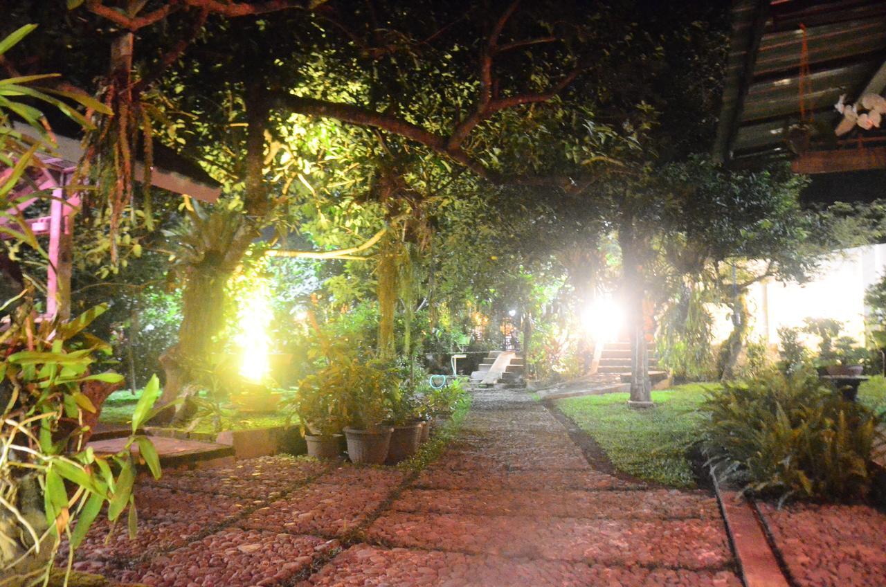 Banyu Homestay Banyuwangi  Exterior foto